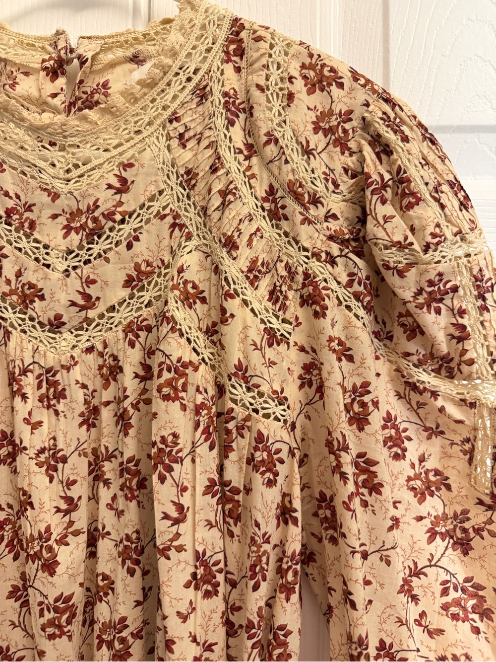 Doen Gabrielle Dress in burgundy songbird - Picture 4 of 4